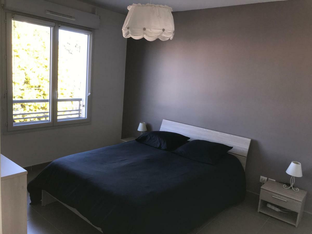Apartamento Appart' Au Port Fréjus Exterior foto